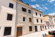 Top Skradin