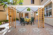 GuestHost - Corte del Limone Apartment with Patio