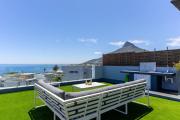 Houghton Villa Camps Bay - 5 min walk to beach