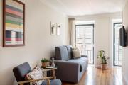 Bright Alfama Studio with AC
