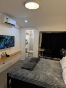 Gelos Place