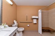 Holiday Inn Express Hotel & Suites Cincinnati-Blue Ash by IHG
