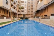 Premium Central Modern Flat Sun &Pool Wifi& PS4