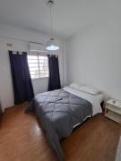 Departamento disponiendo de lavarropas, aire acondicionado y terraza