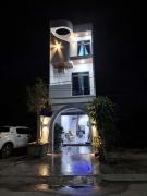 Home Phong Vân