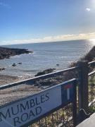Top The Mumbles