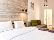 ROMANTIC Apartments-in center , 3 min to Rynok Square