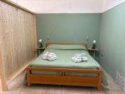 Top Avola