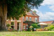 Top Wymondham