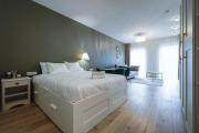 Luxurious city centre flat near Freedom Square