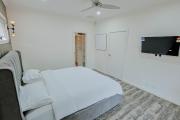 Top Caroline Springs