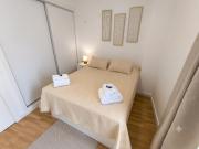 B-B Apartment 10min walk to the beach