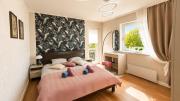 Nice 2 BR apartment, 15 min from the Old Town !