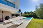 Villa de lujo con piscina privada en Las Colinas