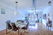 NEW Modern Spacious Loft in Downtown with free parking