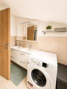 Spacious apartment close to Vienna in a calm area