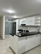 Junto a la playa, moderno y acogedor apartamento