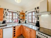 Top Flaxton