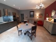 T2 central avec jardin, idéal - ? pers. - FR-1-541-208