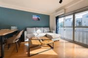 Max 9 people 8 minutes from Shibuya 5 minutes from Shinjuku 1 minute from Harajuku 4 minutes walk from the station Room Sakura