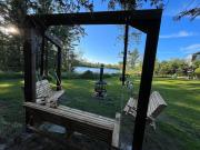 Le Rez de Jardin au bord de leau à Magog - piscine - spa - 3 chambres