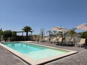 Top San Leone