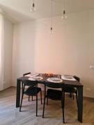 Top Chiavari
