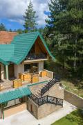 Brvnara Mont 4