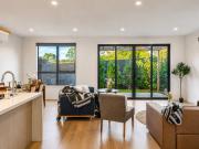 Top Oakleigh