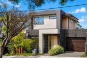 Top Oakleigh