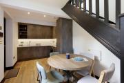 Top Beaconsfield