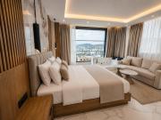 Rooftop panoramic jacuzzi room
