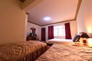 Habitaciones privadas y familiares con parqueo en Tarija