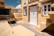 Top Emporio Santorini