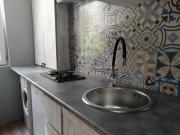 Sunny Avenue Apartment