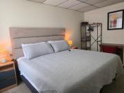 Casa Completa en Merliot con AC y Parqueo Privado
