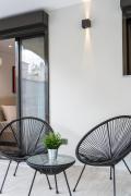 Jana Modern Studio with Balcony & Close to Monastiraki