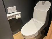 single family house Direct access to Namba and Nihonbashi 3-minute walk from Imazari Station Quiet residential area Self check in with smart lock Up to 9 people
