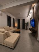 Nini Home Glifada