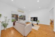 Top Adelaide