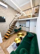 The Emerald Loft I Terrace I Free Parking