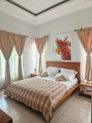 Top Senggigi Top Senggigi