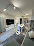 House with garden and parking space, 5 minutes from the sea