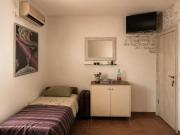 Beachside Terrace Apartment for 3-4 guests in Town Center