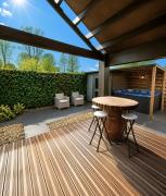 Cozy wellness chalet and private garden with jacuzzi sauna and outdoor bath between Amsterdam Haarlem and Schiphol Airport
