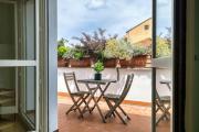 Studio Vintage con Terrazza Privata - Centro 15min
