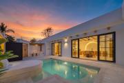 Modern Chic 1-Bedroom & 2-Bedroom Pool Villas Near Bingin Beach