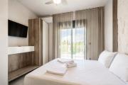 Top Sani Beach
