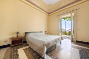 Top Lipari