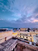 HOTEL DEVI VILAS 966o9o1oo6 10mtr From gangaur ghat Udaipur By SK